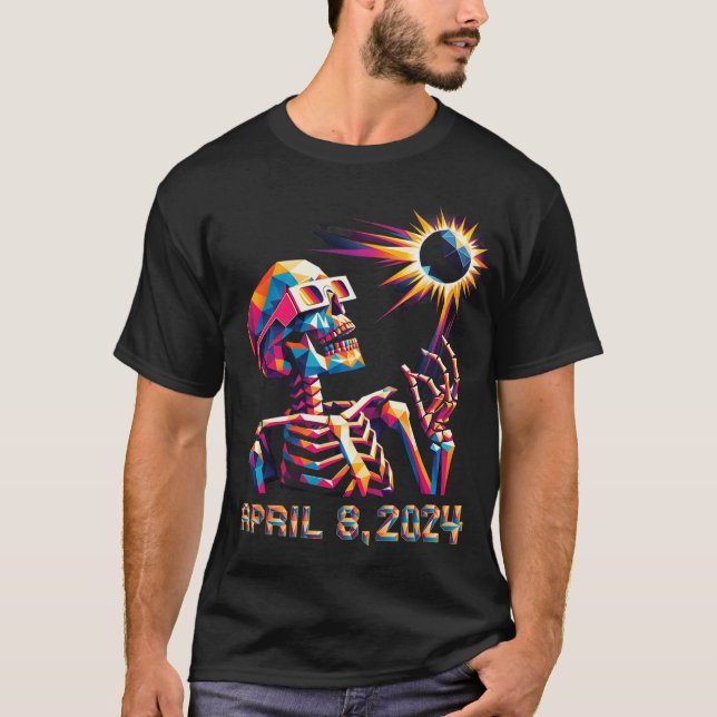 Low Poly Total Eclipse April 8th 2024 Skeleton  T-Shirt (Front)