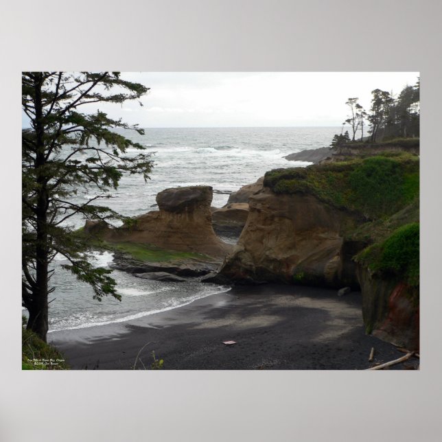Low Tide at Depoe Bay Poster (Front)