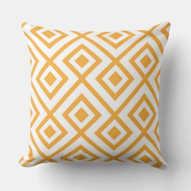 Lozenge shaped geometric pattern throw pillow (Front)