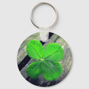 Lucky 4 leaf clover keychain