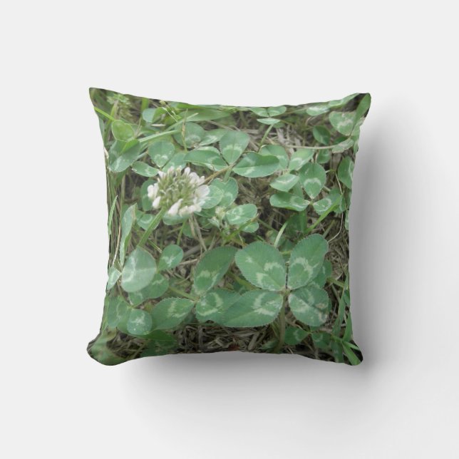 Lucky 4 Leaf Clover Shamrock Green Throw Pillows (Front)