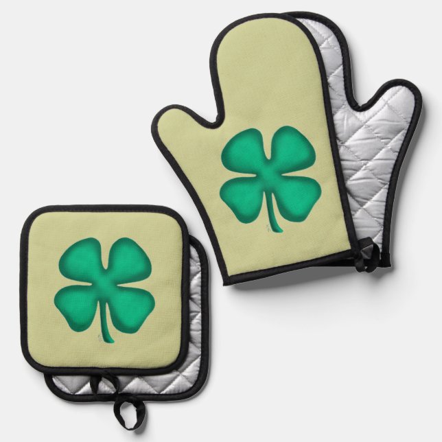 Lucky 4 Leaf Irish Clover oven mitts pot holders Oven Mitt & Pot Holder Set (Front/Back)