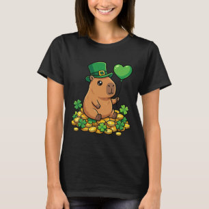 Lucky Capyra St Patricks Day Clover Leprechaun Hat T-Shirt