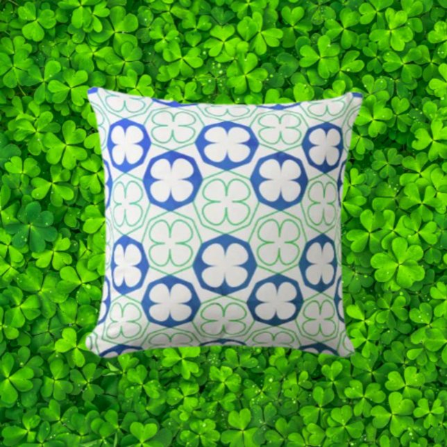 Lucky Clover Throw Pillow (Creator Uploaded)