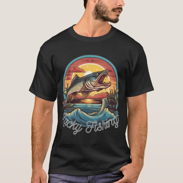 Lucky fishing sunset T-Shirt (Front)