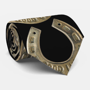 Lucky horseshoe tie