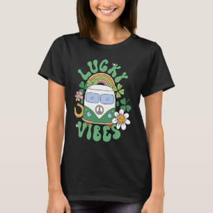 Lucky Vibes Retro Groovy St Patrick's Day Women Me T-Shirt