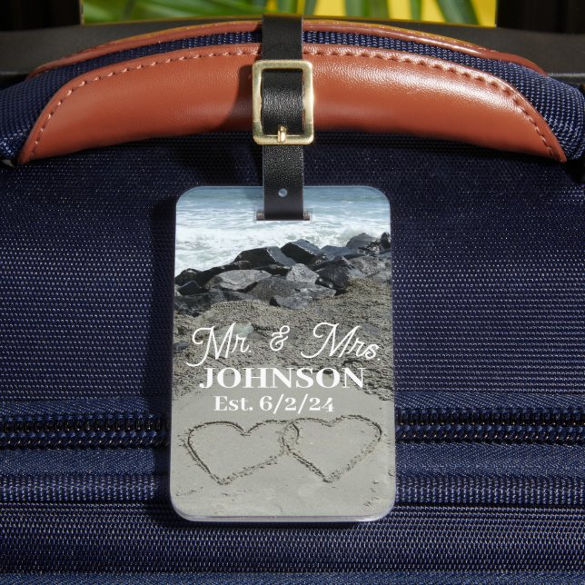 Luggage Tag - Two Hearts In The Sand (Front Insitu 2)