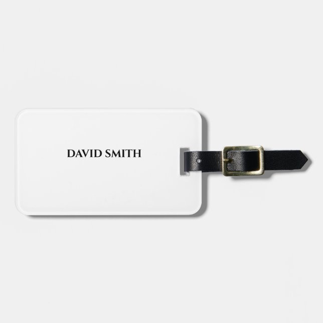 Luggage tag with personalized name. (Front Horizontal)