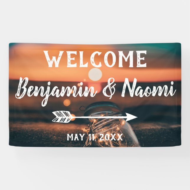 Lumières de ficelle épousant la bannière bienvenue (Horizontal)