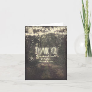 lumières suspendues et arbres mariage merci cartes