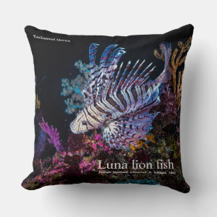 Luna lion fish, Pterois lunulata, Throw Pillow