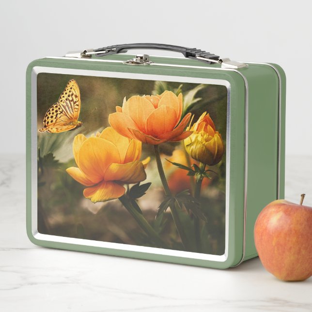 Lunch Box Fleurs Jaunes Profondes et Lumineuses avec Papillo (En situation)