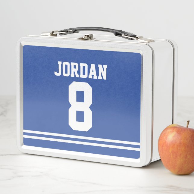 Lunch Box Jersey de football bleu avec nom et numéro personn (En situation)