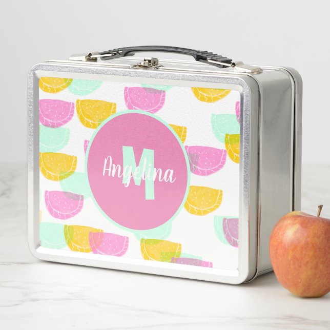 Lunch Box Timbres de pastèque couleur vive monogrammée (En situation)