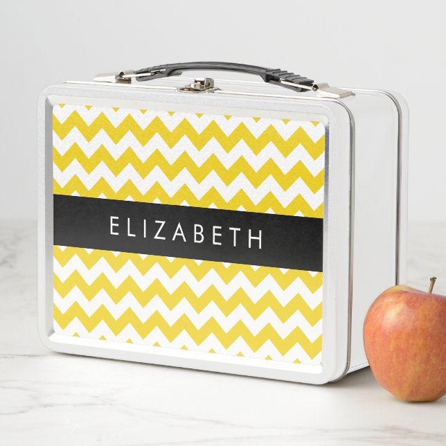 Lunch Box Zigzag Jaune, Chevron Jaune, Votre Nom (En situation)