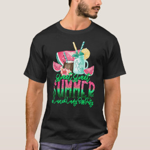 Lunch Lady Off Duty Last Day Of Schoolsummerbreak  T-Shirt