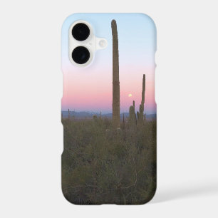 Lune rose sur Saguaro au lever du soleil