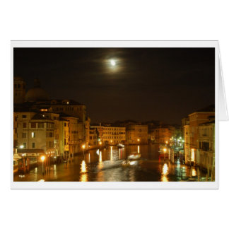 Lune sur Venise