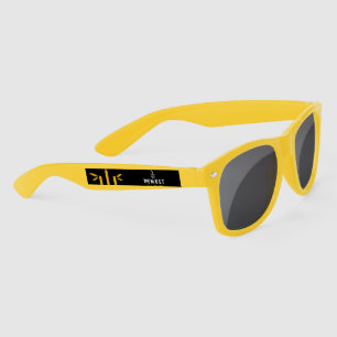 Lunettes de soleil à monture noire Designer (jaune
