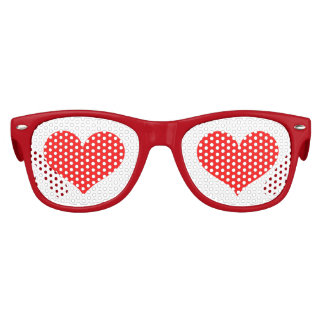 Lunettes de soleil au coeur de l'enfant