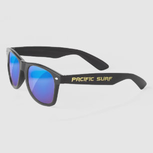 Lunettes de soleil en plastique