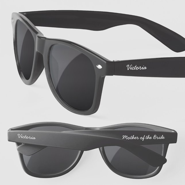 Lunettes De Soleil Mère de la mariée Nom du script personnalisé (Mother of the Bride personalized custom text sunglasses wedding bridal shower bachelorette hen party)