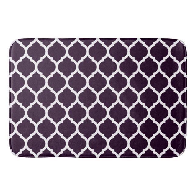 Luxurious Plum Purple Moroccan Quatrefoil Pattern Bath Mat (Front)