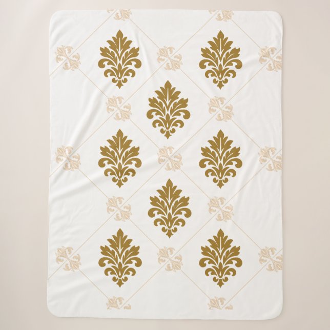 Luxury Gold Damask Seamless Pattern Graphic Sherpa Blanket (Front)