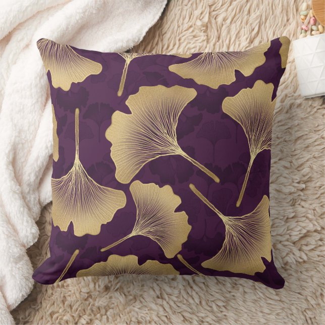 Luxury Gold Ginkgo Leaves on Deep Purple (8) Throw Pillow (Blanket)