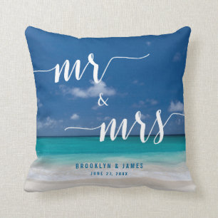 M. et Mme Calligraphy Beach Coussins de mariage