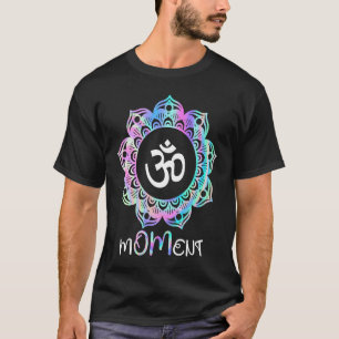 M OM ent Mandala Yoga  1 T-Shirt