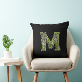 M  THROW PILLOW