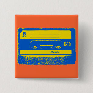 Macaron Carré 5 Cm Bande Cassette Rétro Bleue et Jaune