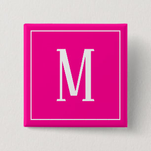 Macaron Carré 5 Cm Bouton carré Monogramme blanc sur fond rose vif