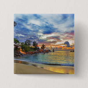 Macaron Carré 5 Cm Café sur la plage tropicale au coucher du soleil