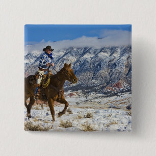 Macaron Carré 5 Cm Cow-boy à cheval portant des chaps en cuir