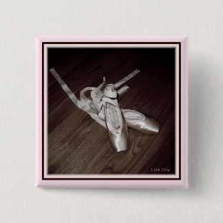 Macaron Carré 5 Cm Épingle Carré 'Toe Shoes'