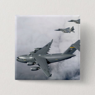 Macaron Carré 5 Cm Escorte de F-15B Eagles le premier C-17 basé sur