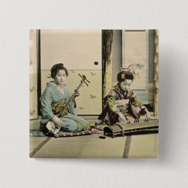 Macaron Carré 5 Cm Filles japonaises jouant la cannelure, le "koto" (Devant)