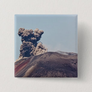 Macaron Carré 5 Cm Fumée s'échappant du volcan actif Anak Krakatau