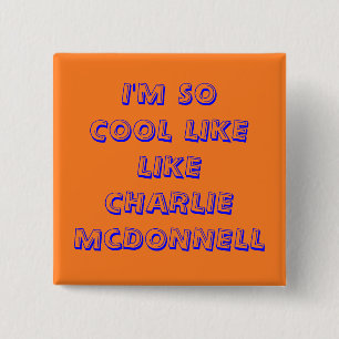 Macaron Carré 5 Cm Insigne de fan de Charlieissocoollike