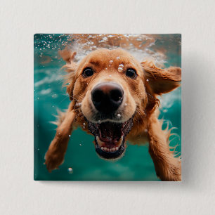 Macaron Carré 5 Cm Joyeux Golden Retriever nager sous l'eau