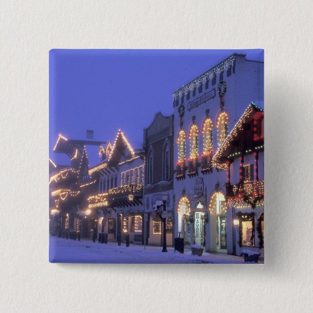 Macaron Carré 5 Cm NA, USA, Washington, Leavenworth. Rue principale (Devant)