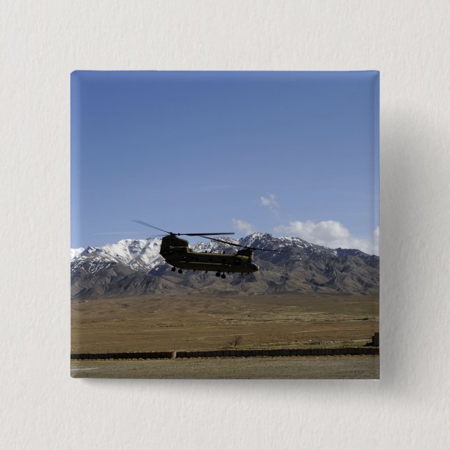 Macaron Carré 5 Cm Un Chinook CH-47 décolle (Devant)