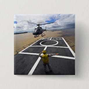 Macaron Carré 5 Cm Un Eurocopter brésilien prépare pour débarquer