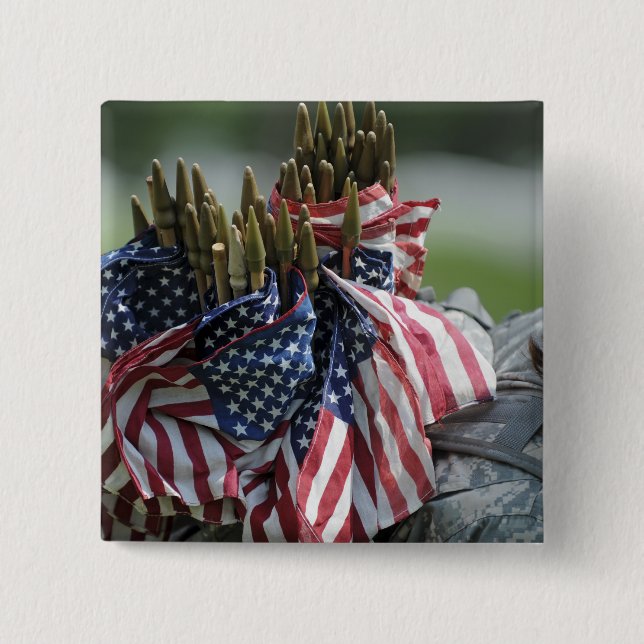 Macaron Carré 5 Cm Un sac à dos de soldat de l'armée (Devant)