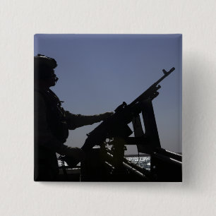 Macaron Carré 5 Cm Un technicien maniant une mitrailleuse M240 en Ira