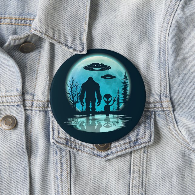 Macaron Rond 10 Cm OVNI Alien Bigfoot (En situation)