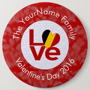 Macaron Rond 15,2 Cm Belgian Flag Red Letters LOVE White on Red